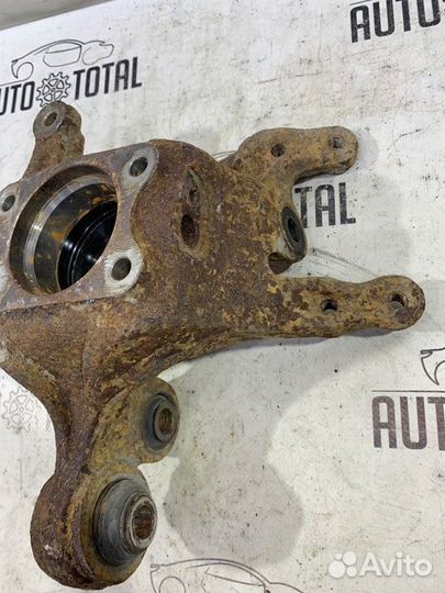 Кулак задний правый Kia Sportage SL G4KD 2011