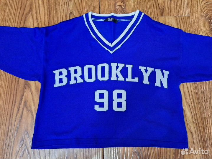 Костюм женский