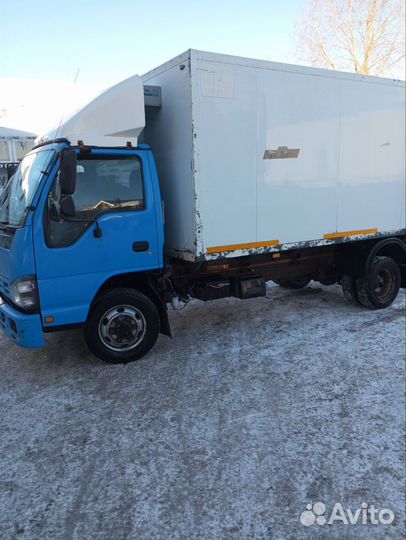 Isuzu NQR75, 2009