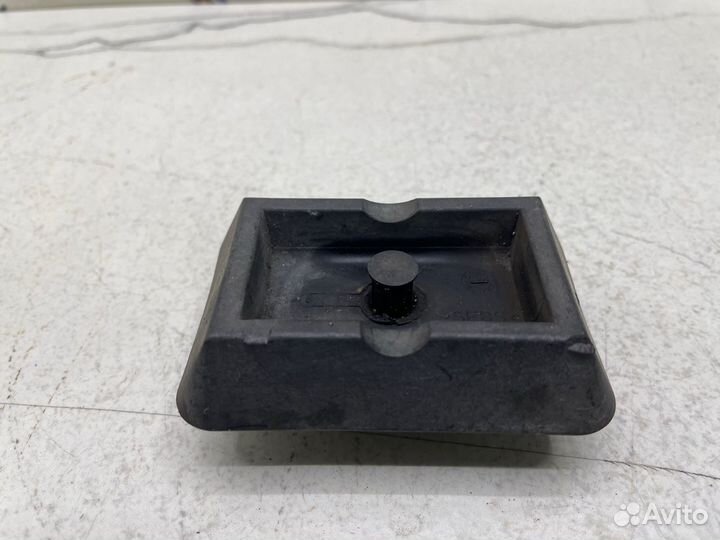 Поддомкратник Bmw E38 E39 E53