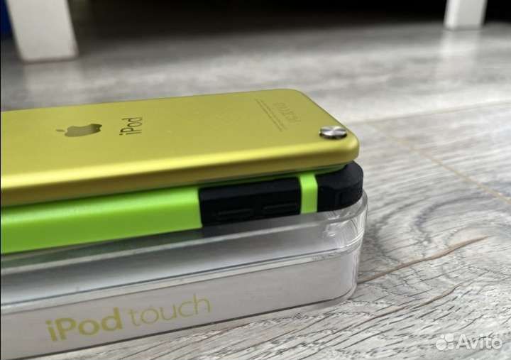 Плеер iPod touch 5 на 64 Gb