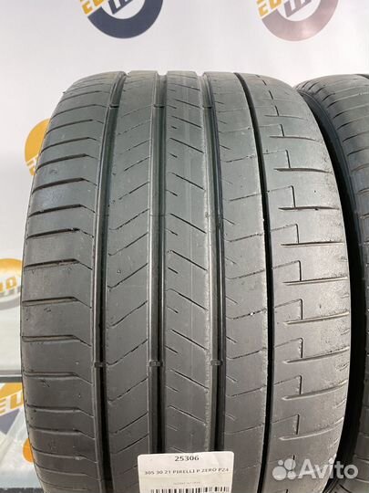 Pirelli P Zero PZ4 305/30 R21 104Y