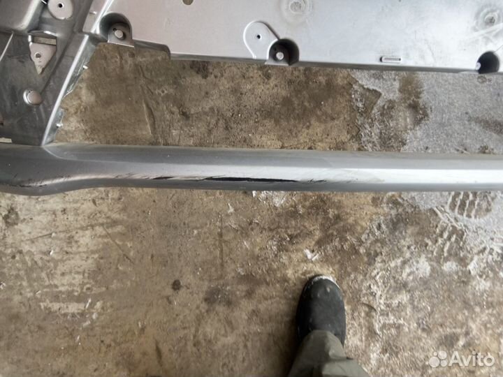 Бампер передний Лада Веста серебро