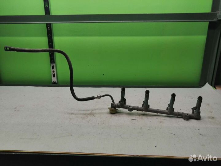 Форсунка топливная Toyota Alphard