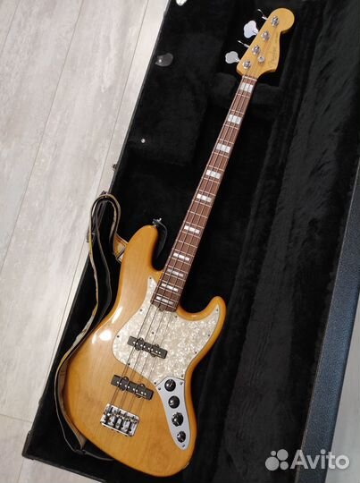 Бас гитара Fender Jazz Bass USA Custom Shop