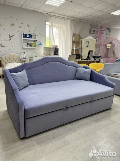 Диван, кровать детская с доп местом