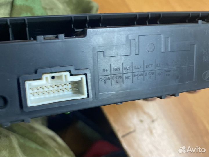 Kia ceed универсал 2013 часы салона