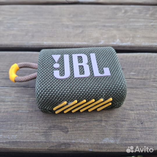 JBL GO3