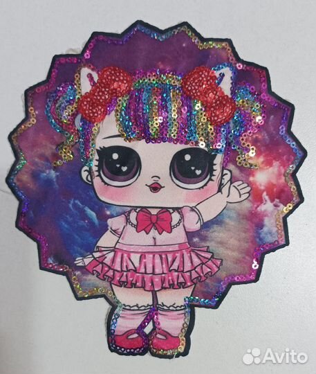 Аппликация на одежду 