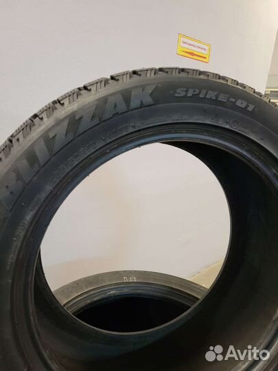 Bridgestone Blizzak Spike-01 255/50 R19 107T