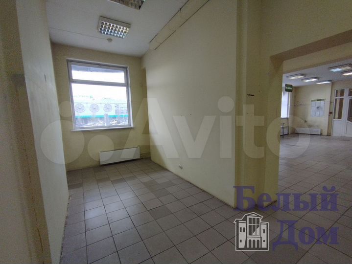 Продам торговое помещение, 280 м²