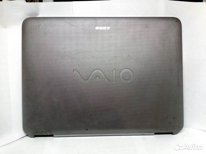 Верхняя крышка корпуса с рамкой матрицы ноутбука