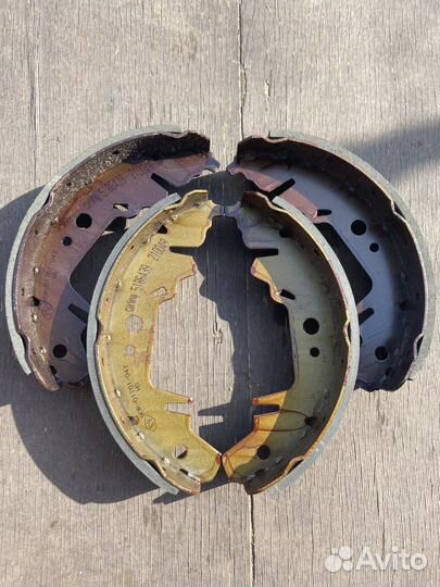 Колодки тормозные Chrysler Voyager/ Dodge Caravan
