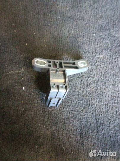 Датчик положения коленвала Mazda Cx7 L3-VDT