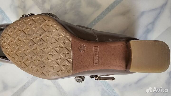 Туфли женские 35 размер