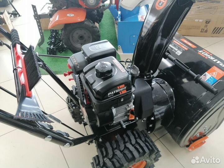 Снегоуборочная машина