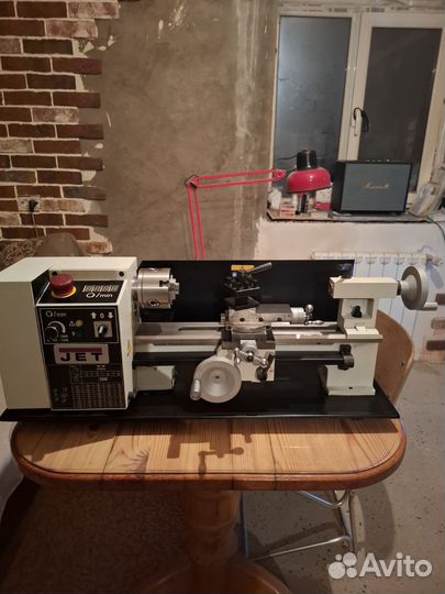 Токарный станок по металлу JET BD-7