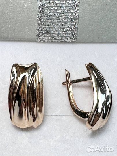 Серьги золотые*