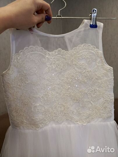 Нарядное платье для девочки