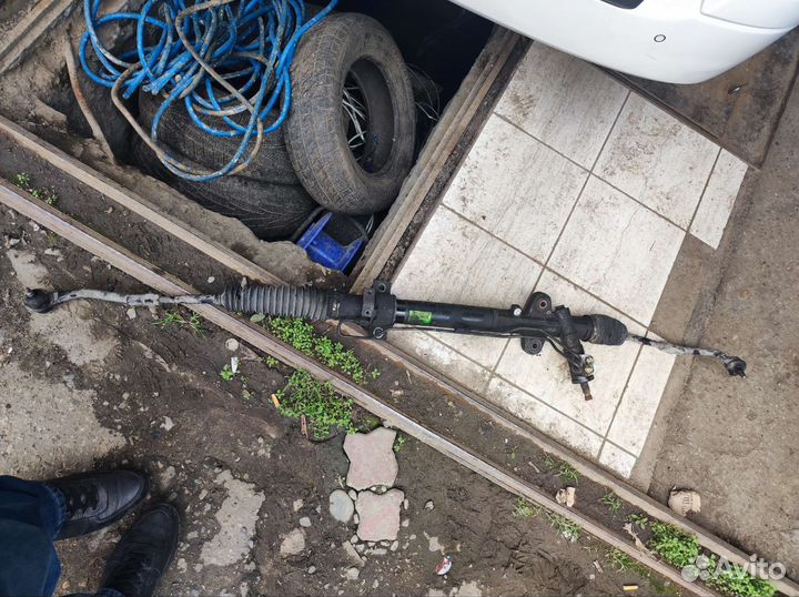 Рулевая рейка на Гранд старекс 2012г