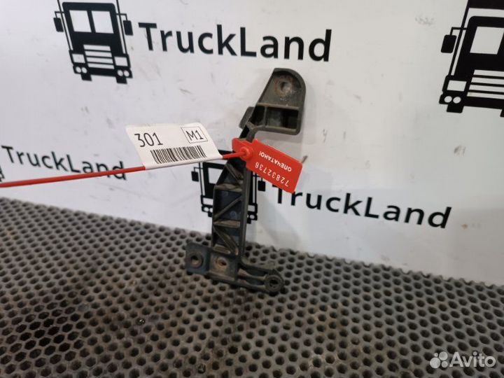 Кронштейн фары передний левый Man Tgx