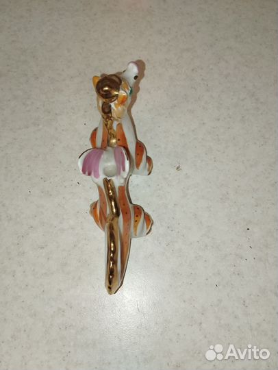 Статуэтка дракон