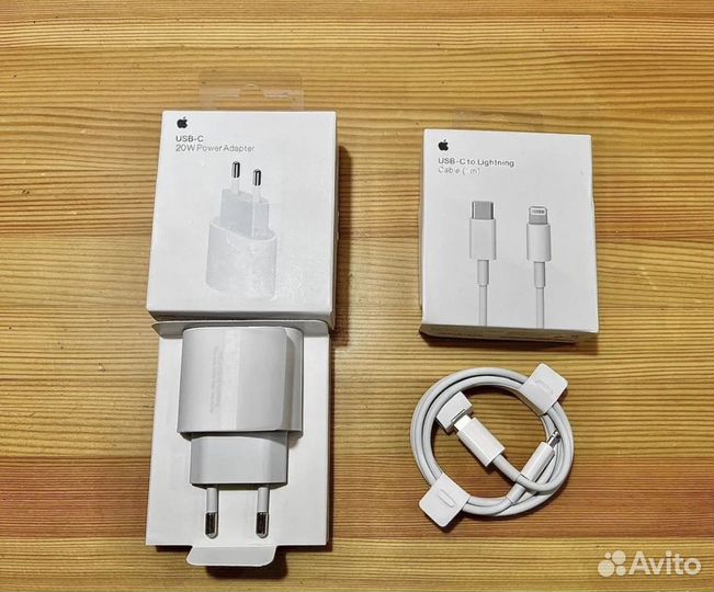 Зарядное устройство на iPhone