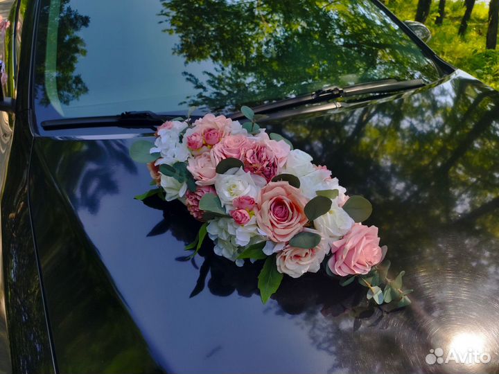 Свадебные украшения на машину