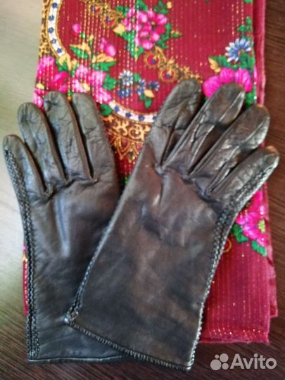 Женский шарфик, перчатки