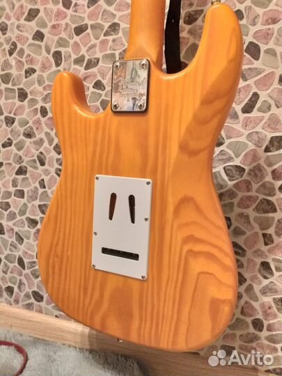 Электро гитара Fender Stratocaster SSS Custom