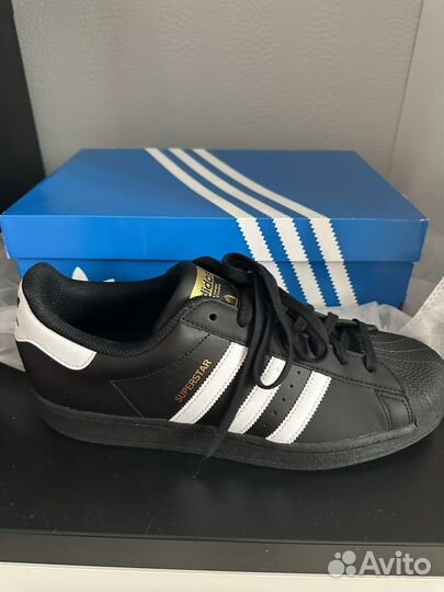 Adidas superstar