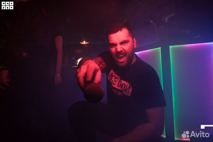 Ведущий на свадьбу