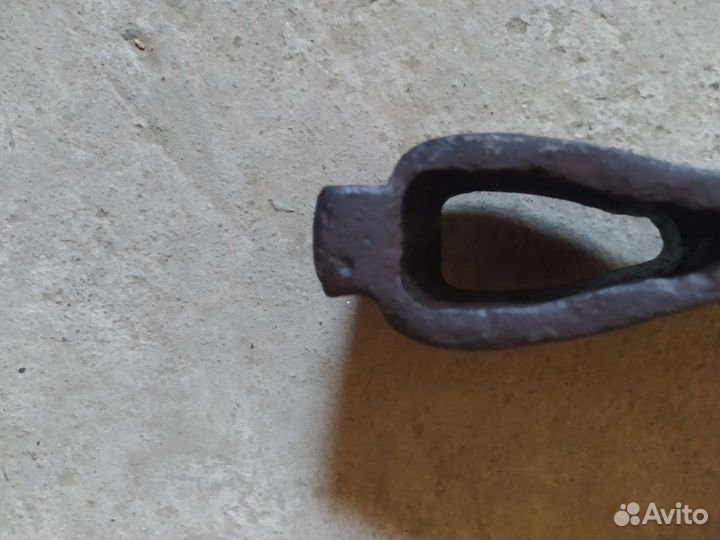 Топор кованый