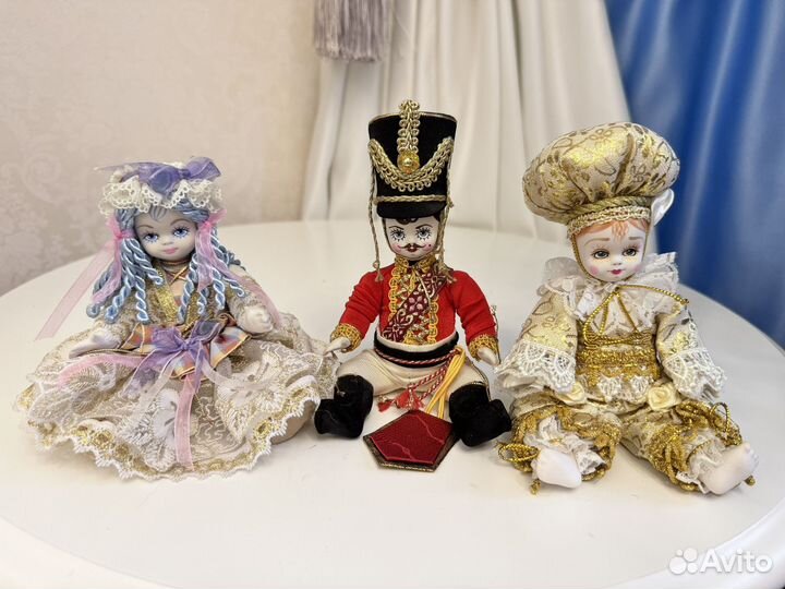 Интерьерные фарфоровые куклы