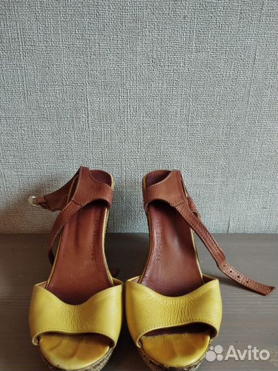 Босоножки женские 36 размер