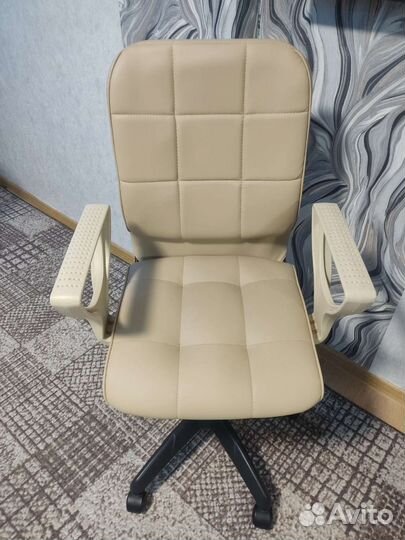 Компьютерное кресло