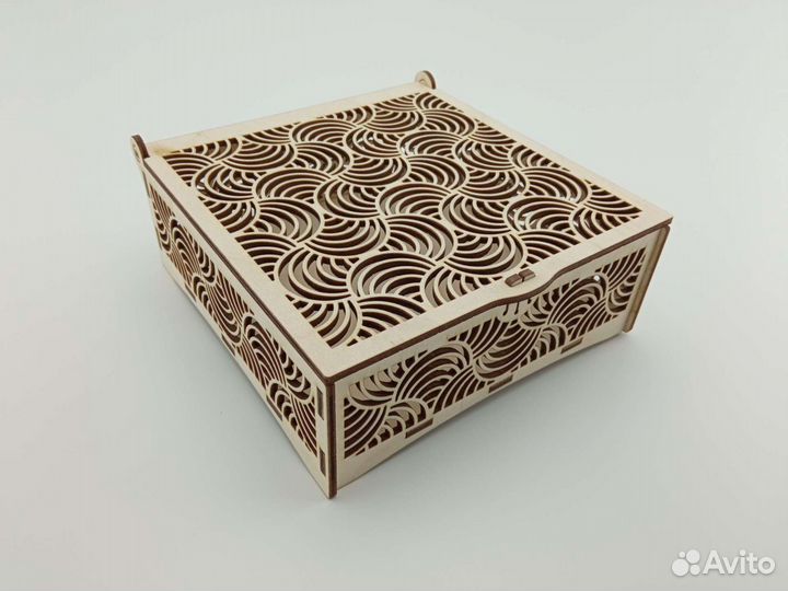 Лазерная резка оргстекла, фанеры