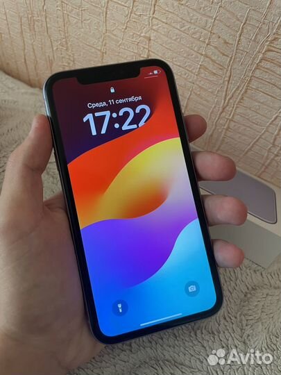 iPhone 11, 64 ГБ