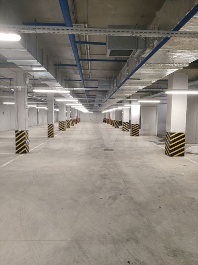 Машиноместо, 15 м²