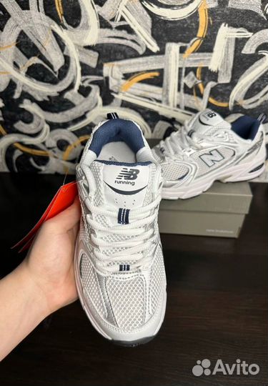 Кроссовки New Balance 530 Люкс