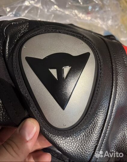 Мотокуртка Dainese avro 4