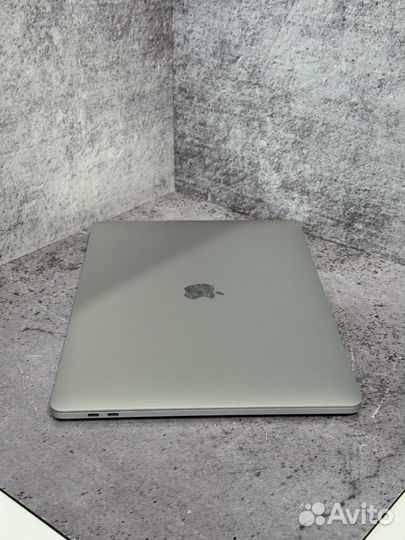 Macbook Pro 15 2019 i9 32gb