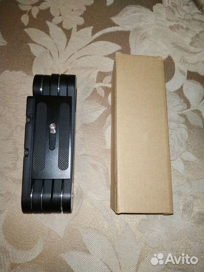 Плечевой упор для камеры