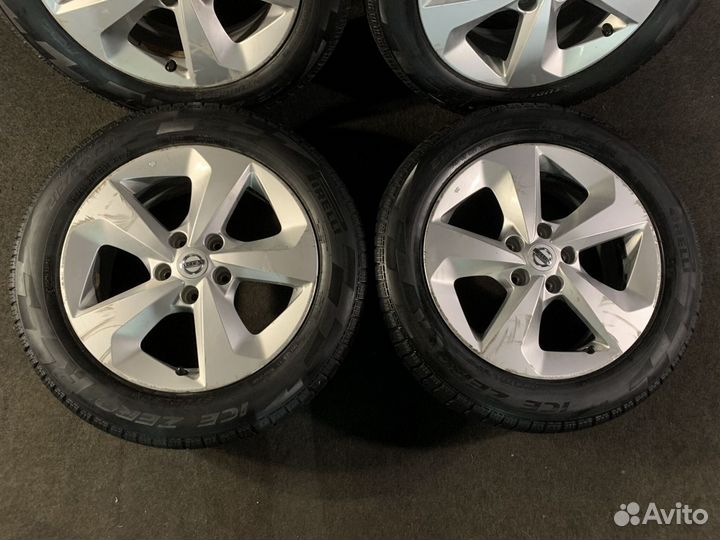 Зимние Колёса Nissan 215/60 R17 Б/у