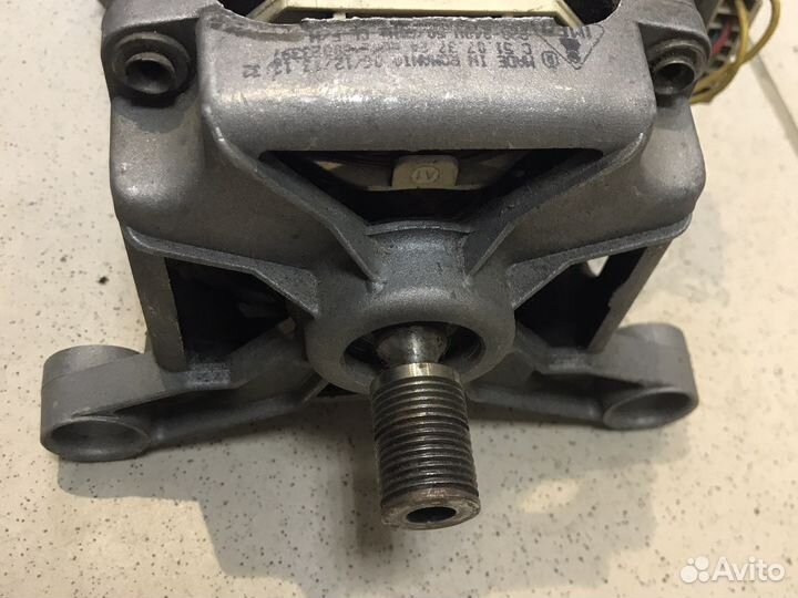 Мотор стиральной машины wirpool