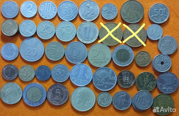 Монеты иностранные, принадлежности для монет