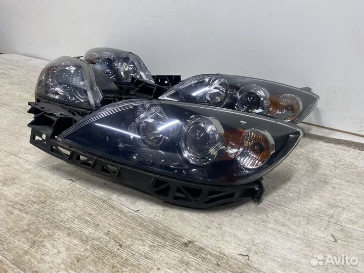Фара Mazda 3 BK хэтчбек