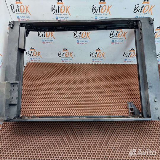 Кассета радиаторов кожух радиаторов BMW f10 n52