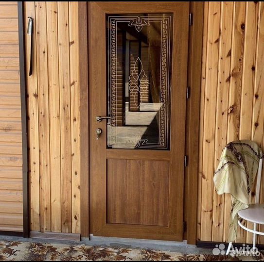 Пластиковые двери и окно