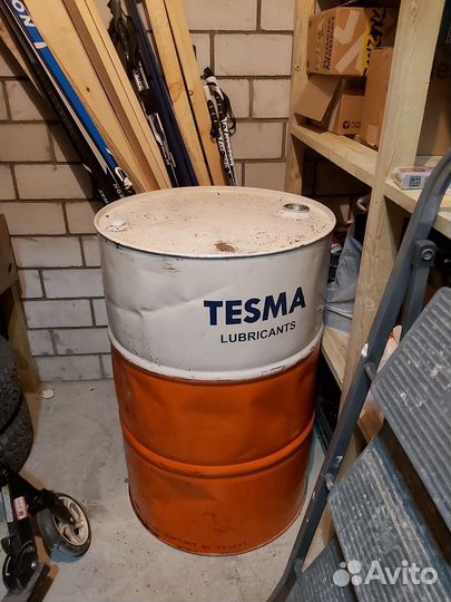 Бочка металлическая 200л с крышкой